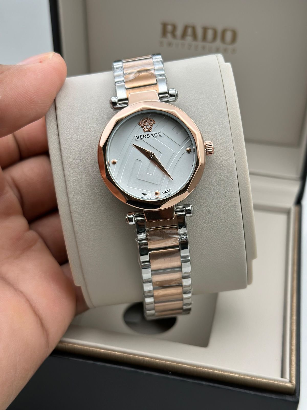 Versace CLASSIC & BEAUTIFUL WATCH FOR HER 
