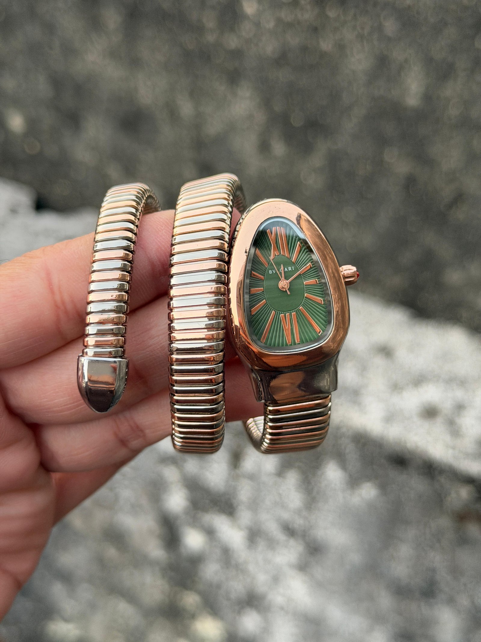 Bvlgari serpentine Design Heavy Quality Watch For Her 
