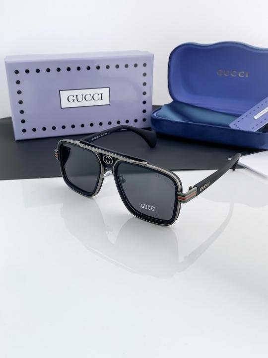 Gucci Black Premium Article Wayfarer For Men 