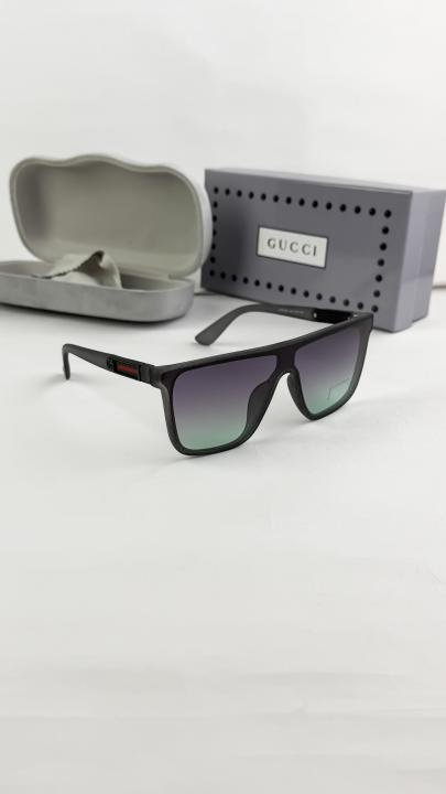 Gucci Gradient Adorable Wayfarer For Men 