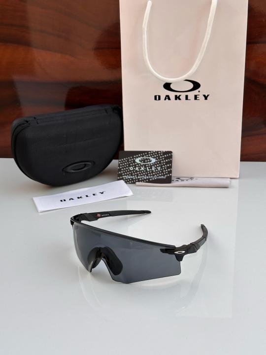 Oakley Z BLACK Sporty Trending Sunglasses ( Unisex )