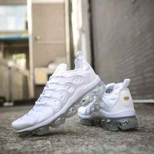 Nikee Vapormax Plus triple White ( Unisex )
