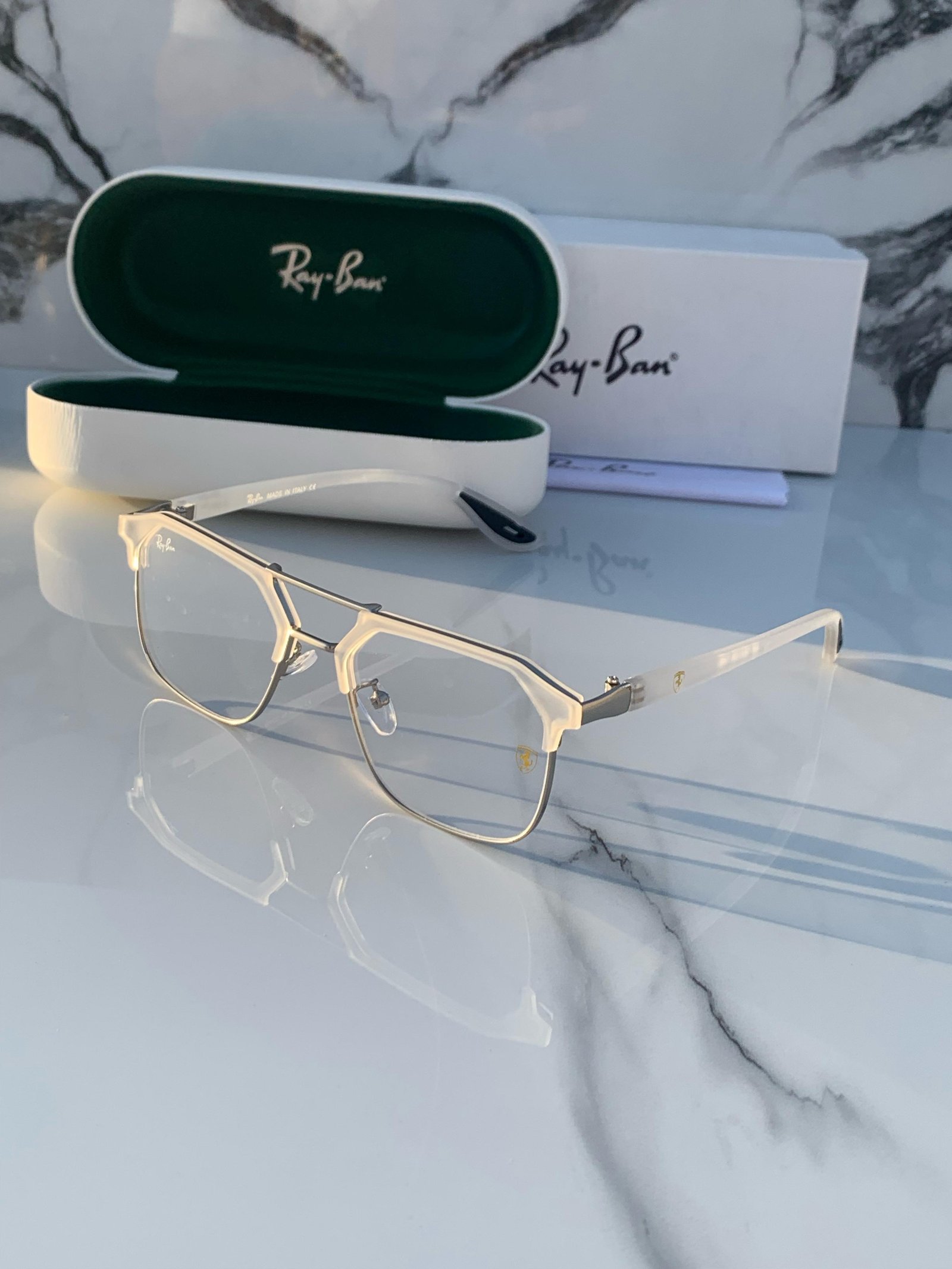 Ray-Ban 04 Classy Frame
