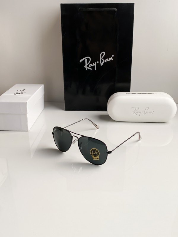 Ray-Ban 3026 All Black Shade Aviator sunglasses 