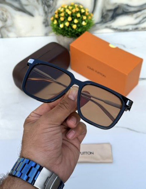 Louis Vuitton Brown shade Classic Design Sunglass 