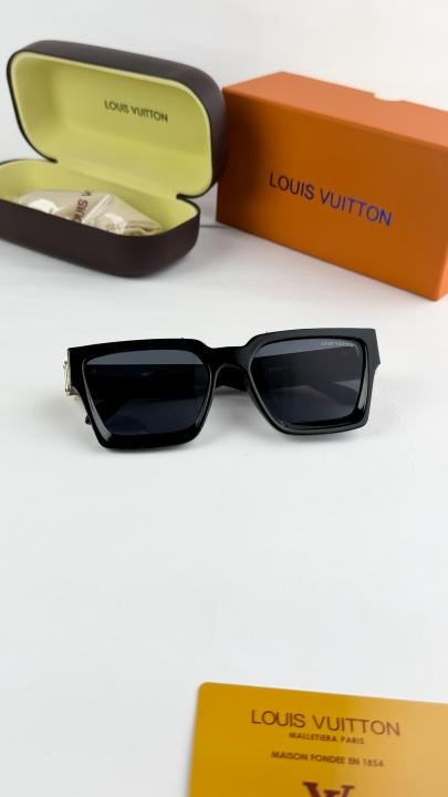 Louis Vuitton All Glossy Black With Side Design 