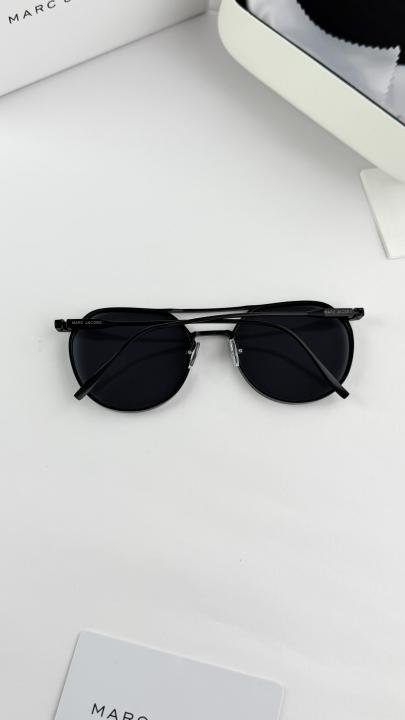 Marc Jacobs Full Black METTALIC Limited Edition 