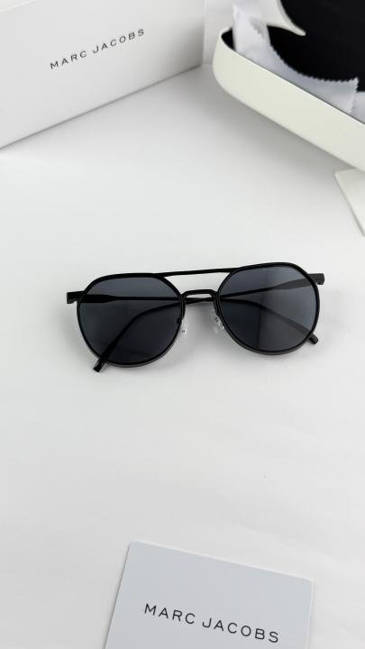 Marc Jacobs Full Black METTALIC Limited Edition 