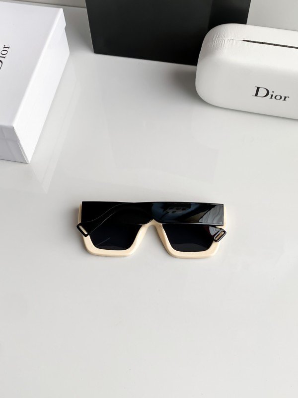 Dior Super Trendy Premium Design Sunglasses ( Unisex )