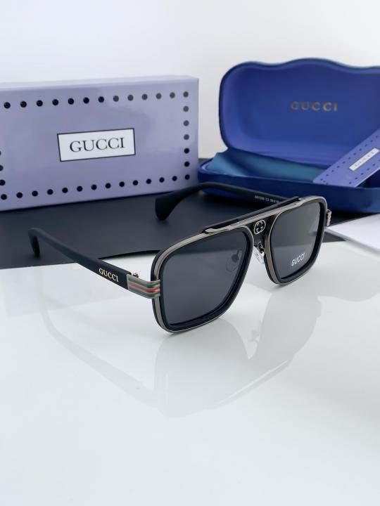 Gucci Black Premium Article Wayfarer For Men 
