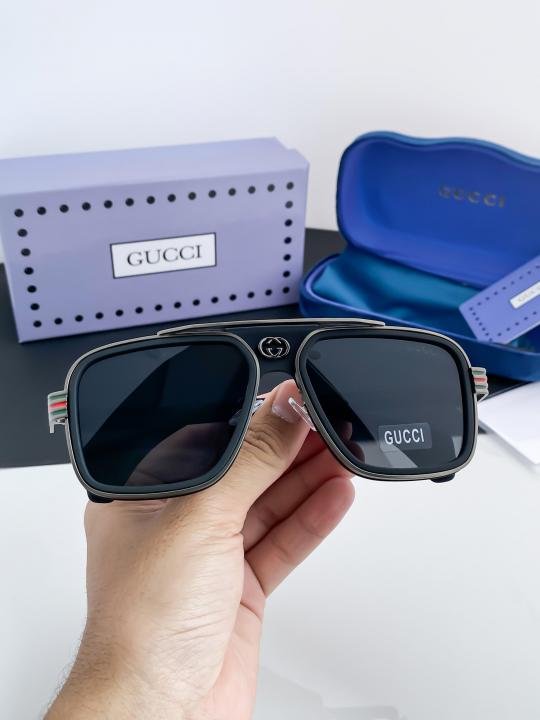 Gucci Black Premium Article Wayfarer For Men 