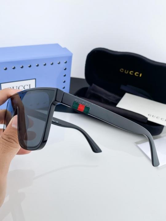Gucci Bold & Classic Black Edition Premium sunglasses for men 