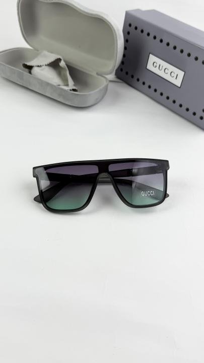 Gucci Gradient Adorable Wayfarer For Men 