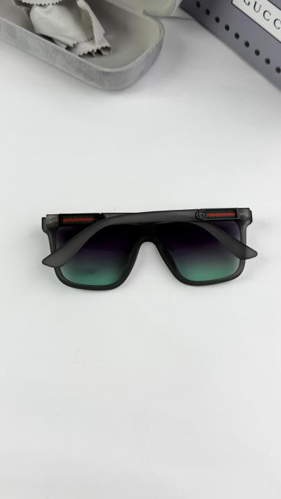 Gucci Gradient Adorable Wayfarer For Men 