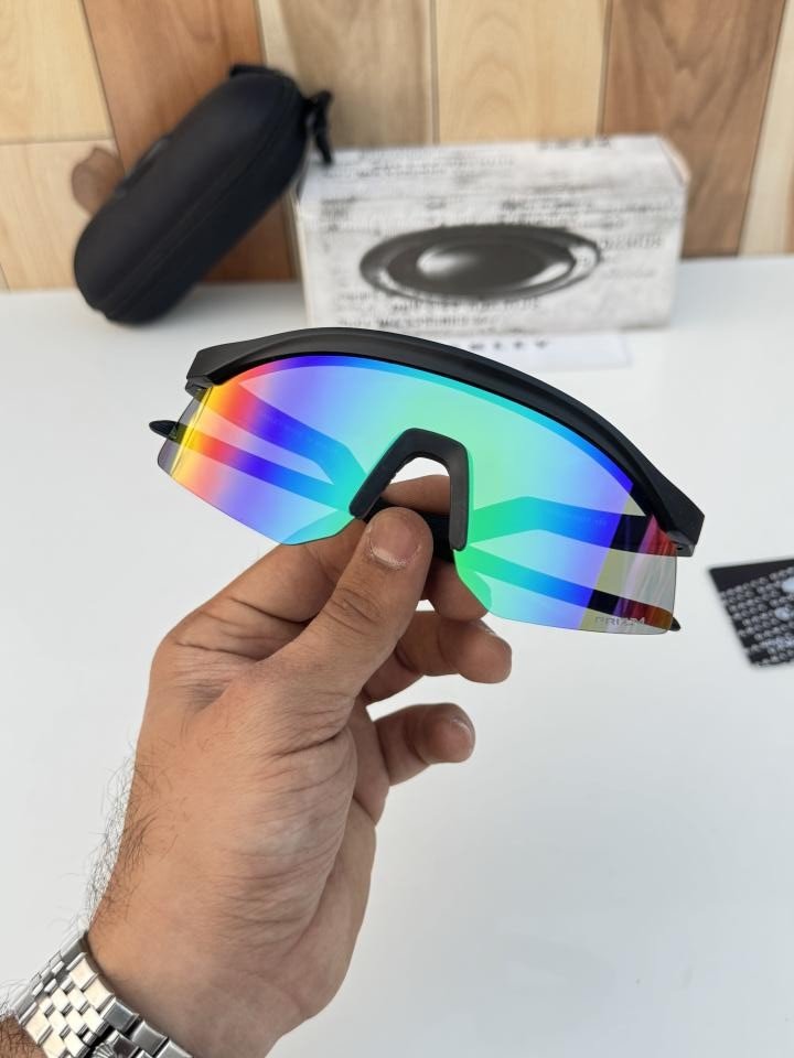Oakley Blue Gradient Sports Sunglass ( Unisex )