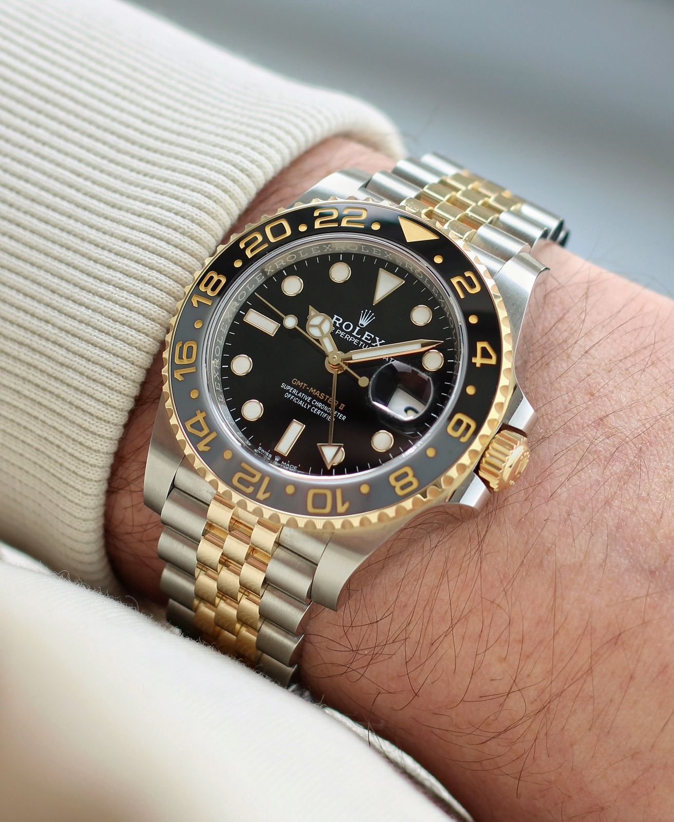 Rolex GMT MASTER QUARTZ PRESTIGIOUS QUALITY WATCH 