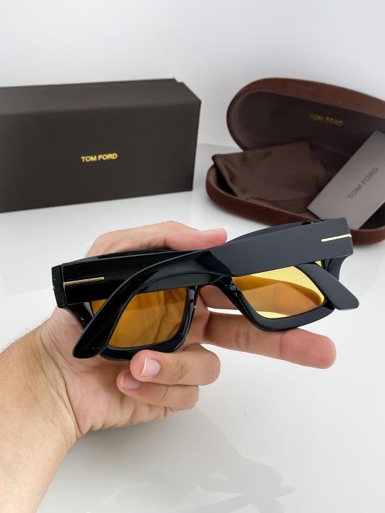 Tomford 184 Yellow Shade Heavy Quality Luxury Sunglasses ( unisex )