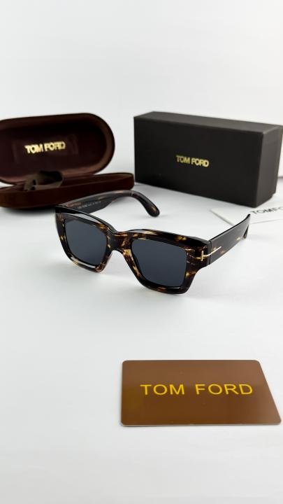 Tomford Classic 184 Tiger Print Luxury Sunglasses ( Unisex )