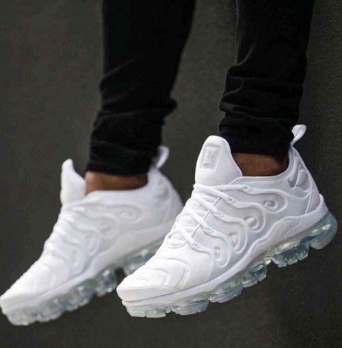 Nikee Vapormax Plus triple White ( Unisex )