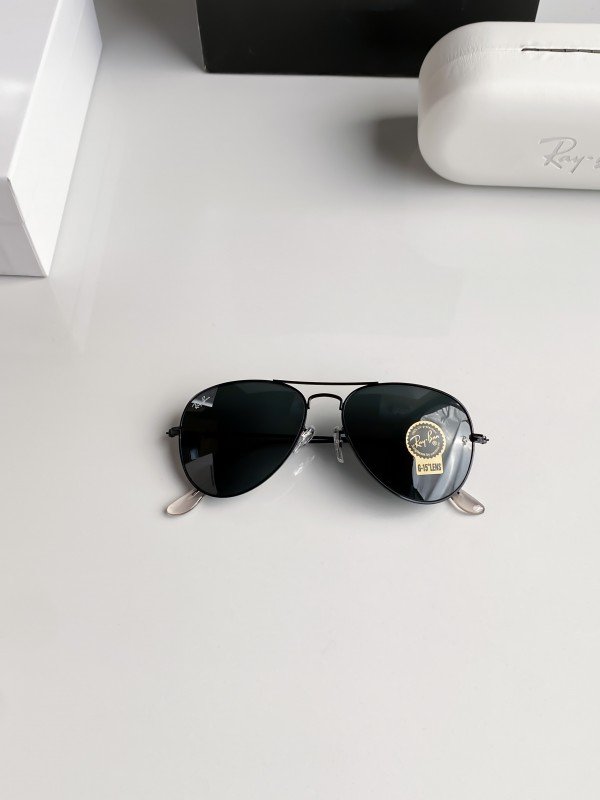 Ray-Ban 3026 All Black Shade Aviator sunglasses 