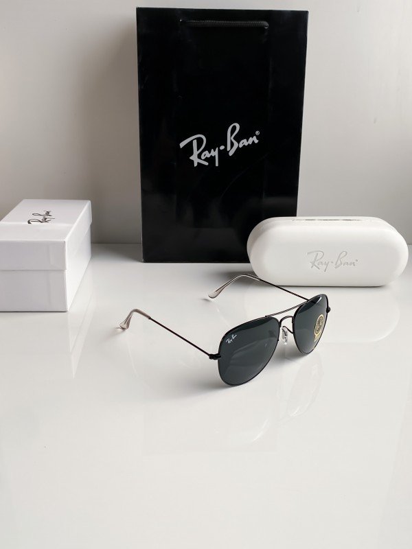 Ray-Ban 3026 All Black Shade Aviator sunglasses 